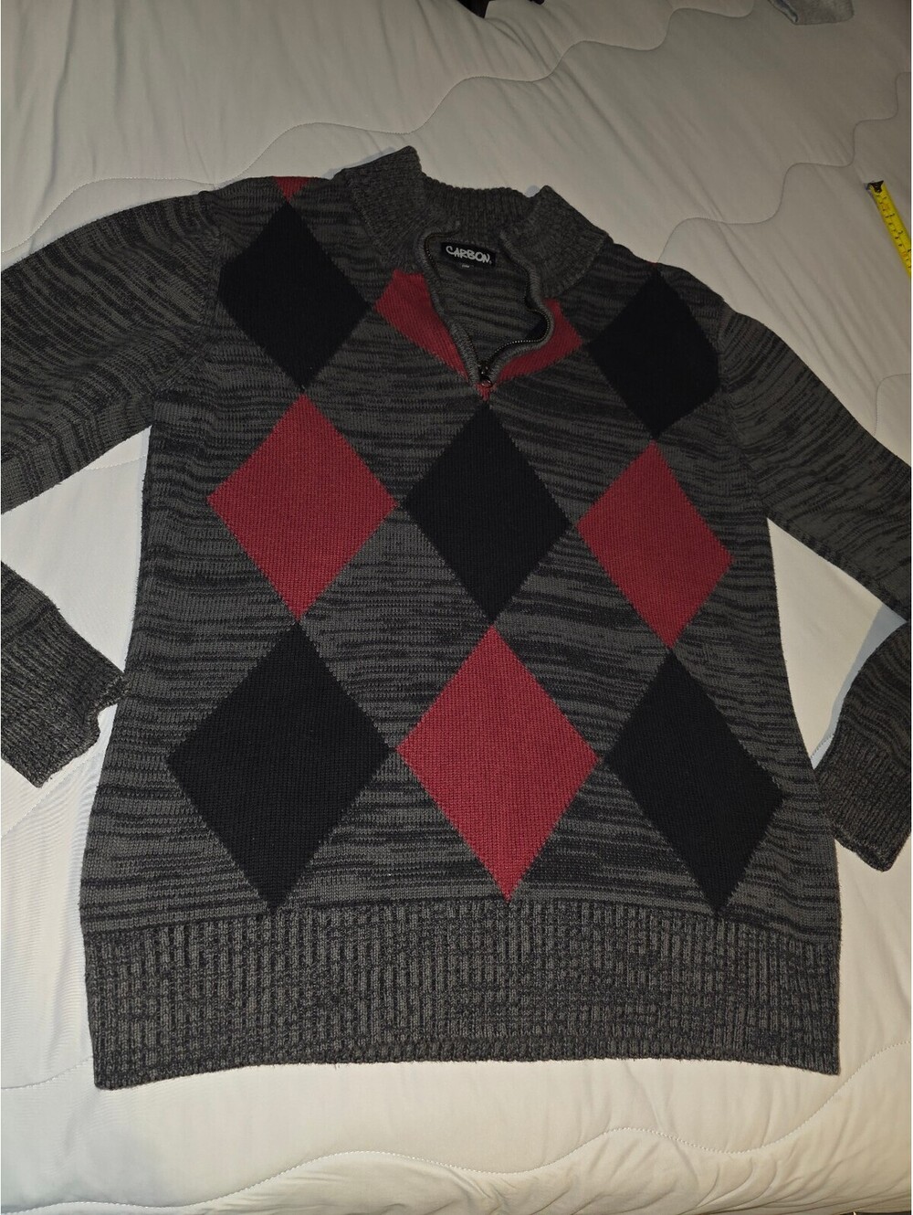Carbon Argyle Quarter Zip Sweater Men's MEDIUM Gray Black Red 100% Cotton